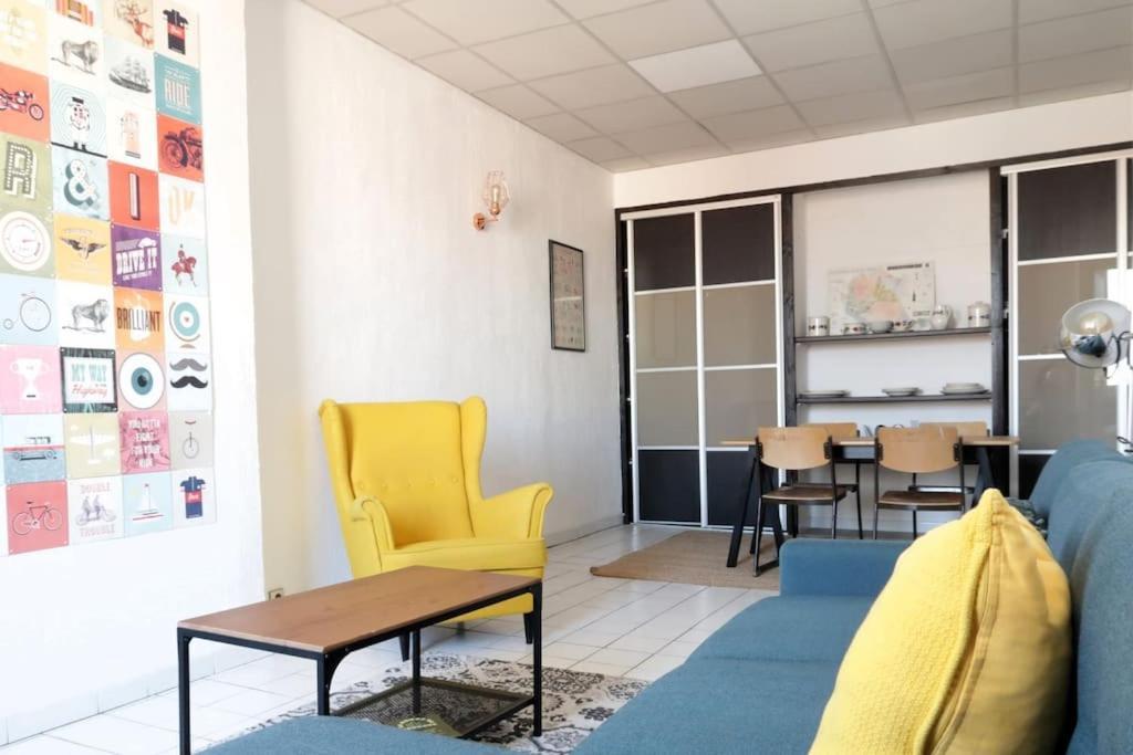 Apartment Spacieux Et Confort, Entre Vieux-port Et Pharo